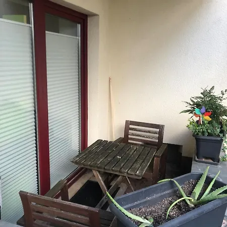 Apartment Central-quiet-5min To Tram-shopping-