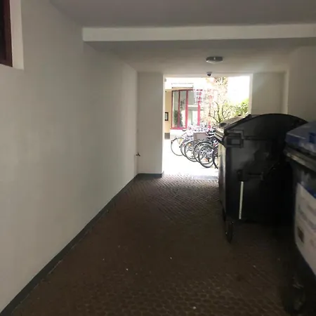 Central-quiet-5min To Tram-shopping- Kolonia