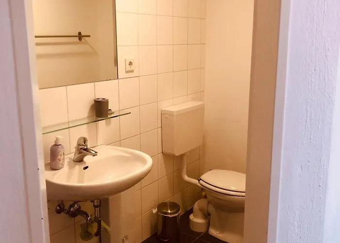 Central-quiet-5min To Tram-shopping- Appartamento Colonia