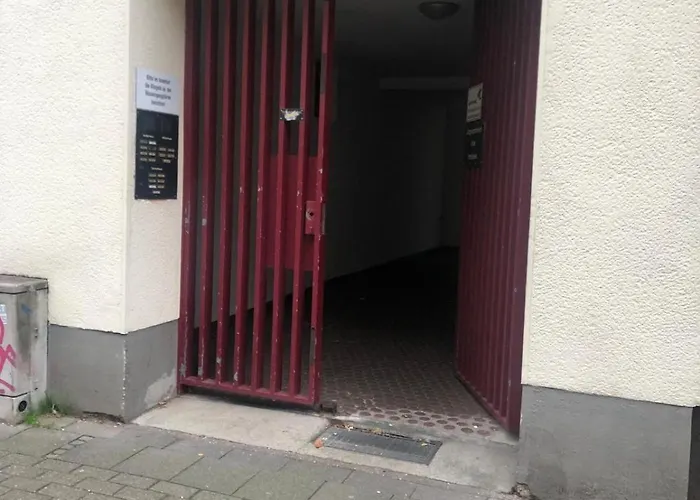 Central-quiet-5min To Tram-shopping- Apartament Kolonia