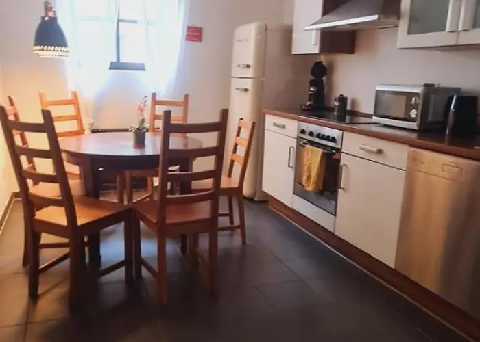 Apartament Central-quiet-5min To Tram-shopping- Kolonia