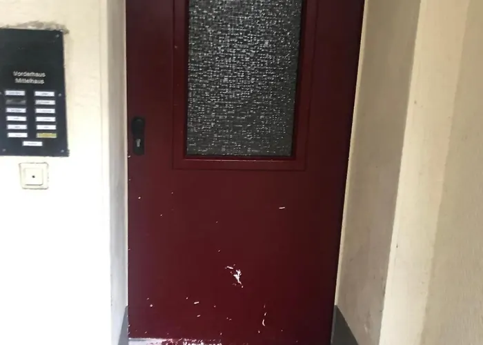 Central-quiet-5min To Tram-shopping-